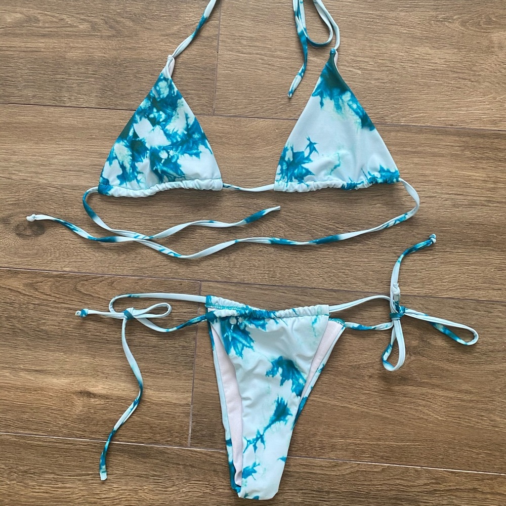tie dye printed bikini
